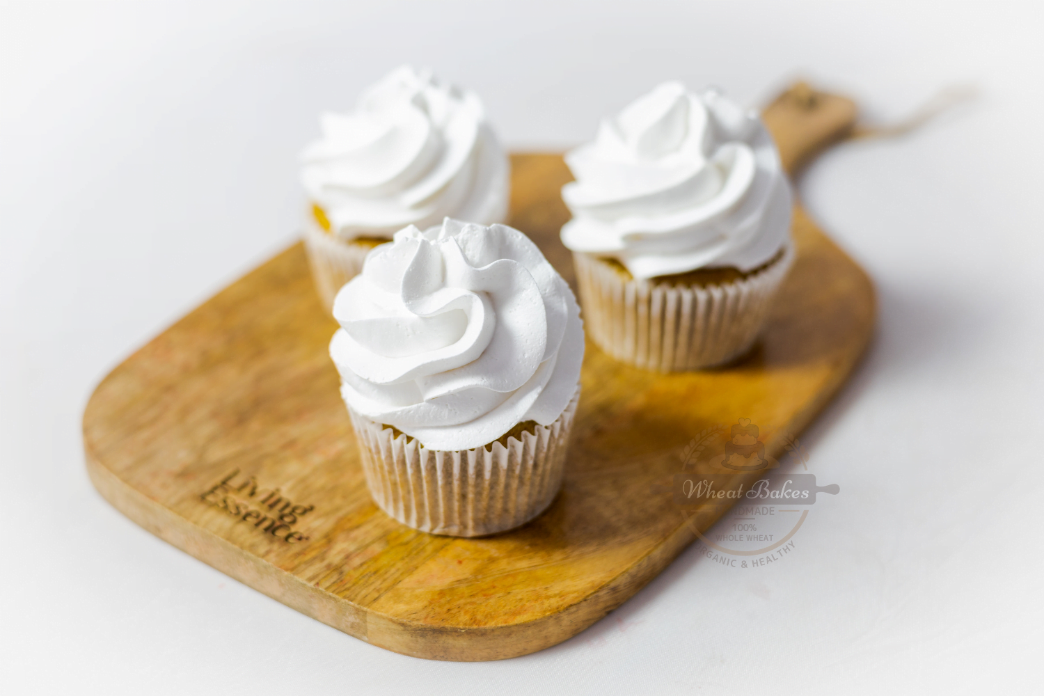 Vanilla Gold Leaf Cupcakes 6 pack — Burnt Butter Cakes